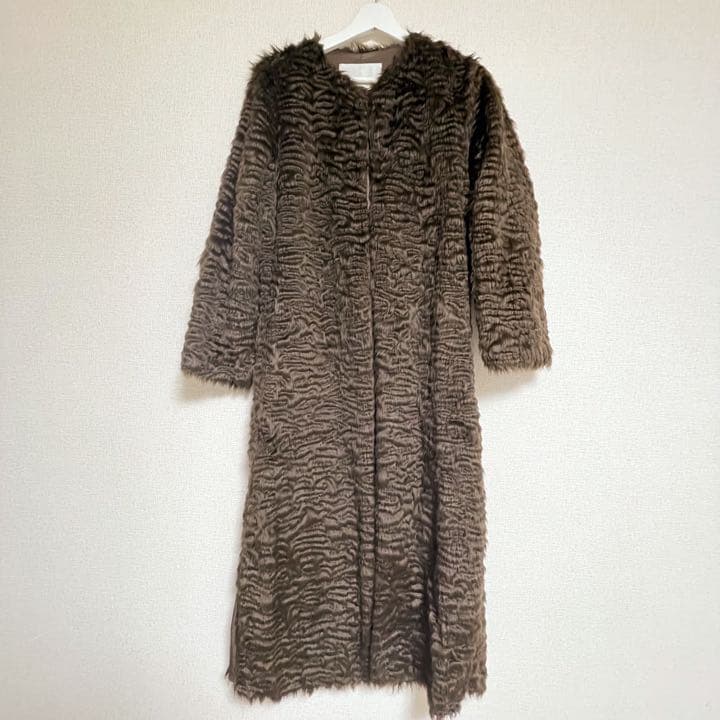 完売商品：元値 ¥22.000】 Glam Lips ファーロングコート - メルカリ