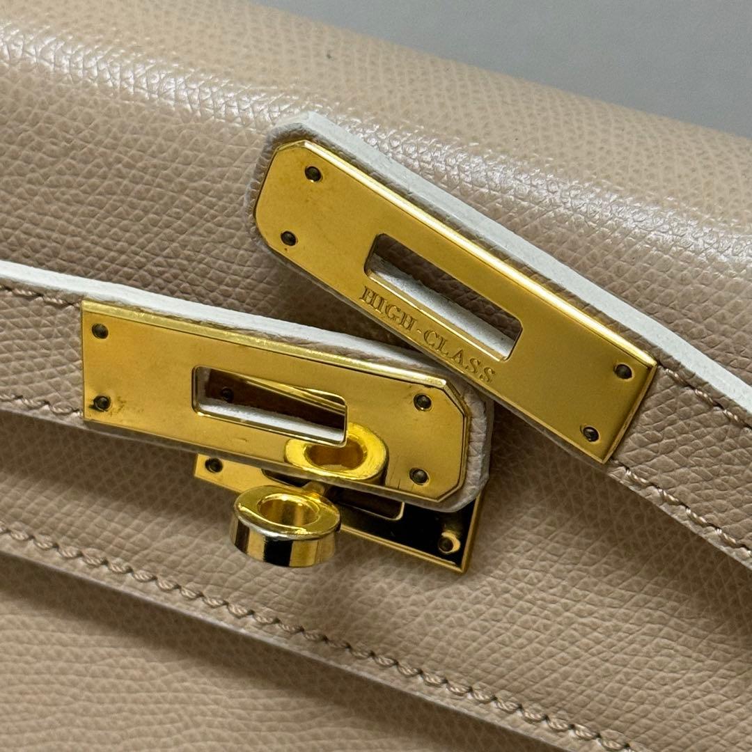 超希少！ヘンリーハイクラス 2way ベルトデザイン　ハンドバッグ　ベージュ