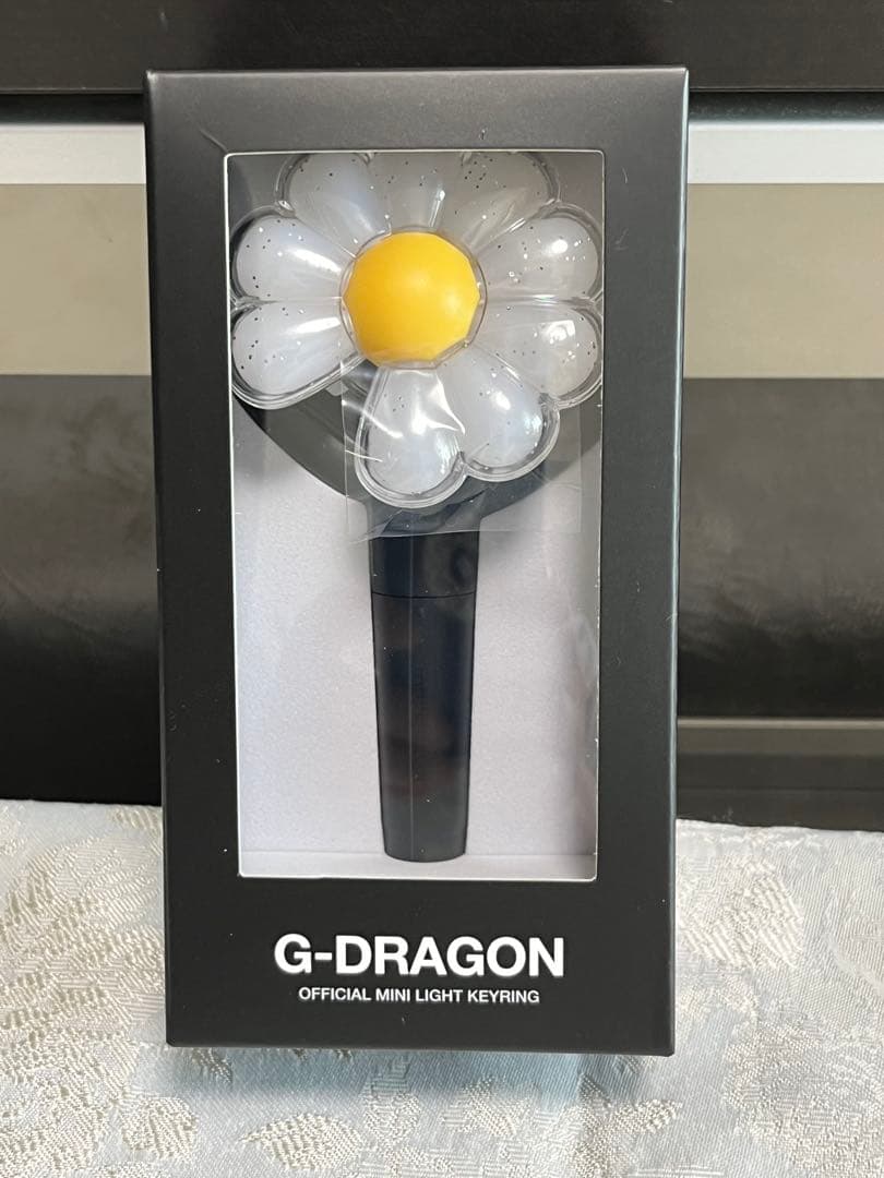 新品、未開封、G-DRAGON ペンライト&キーリング外 付属品 セット
