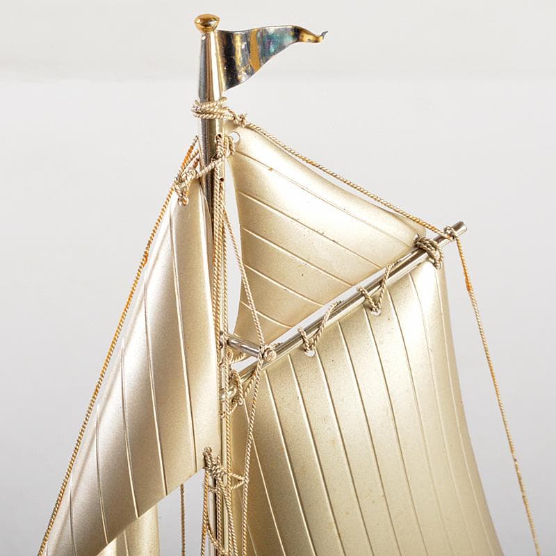 三越謹製 銀製 銀帆船 ヨット 約51g 置物 共箱 M R7467B - メルカリ