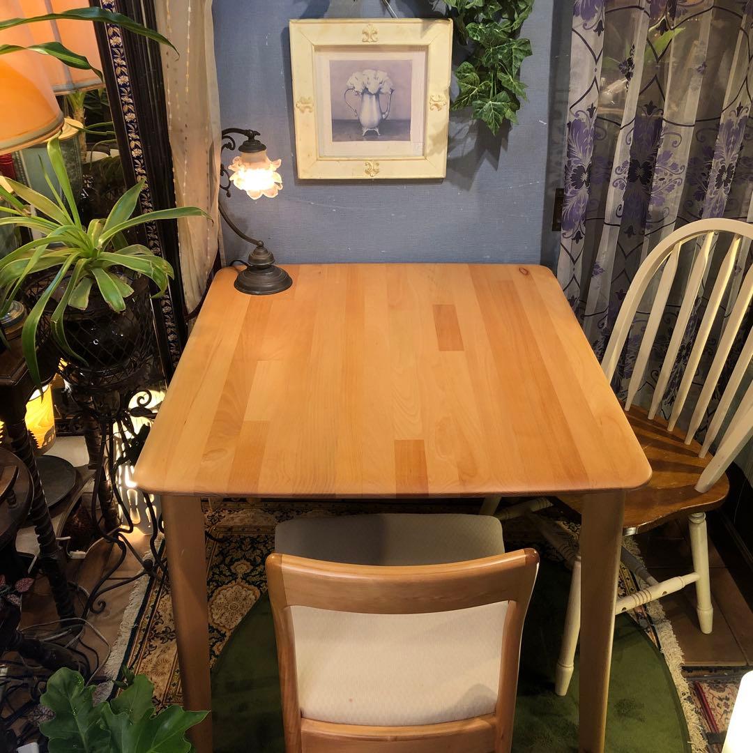 極美品　アルダー　ソリッド　テーパードレッグ　コンパクト　ダイニングテーブル