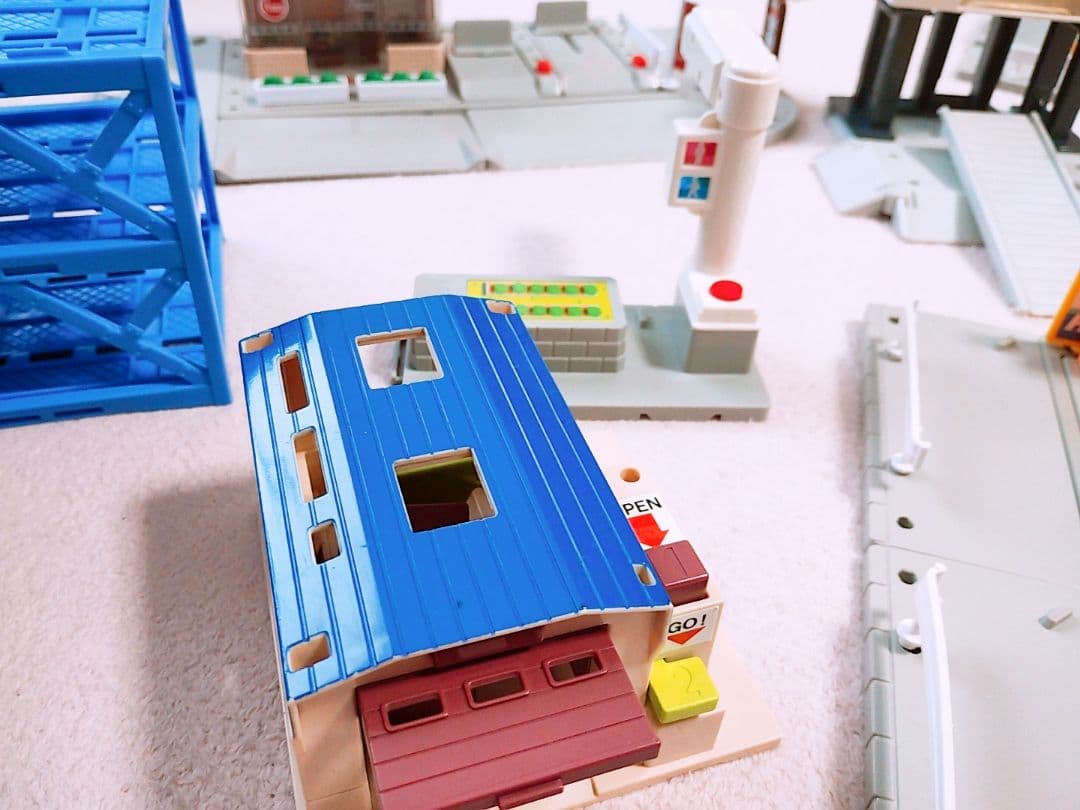 トミカ　トミカタウン　ビルドシティ　セブンイレブン　スシロー　消防署　警察署