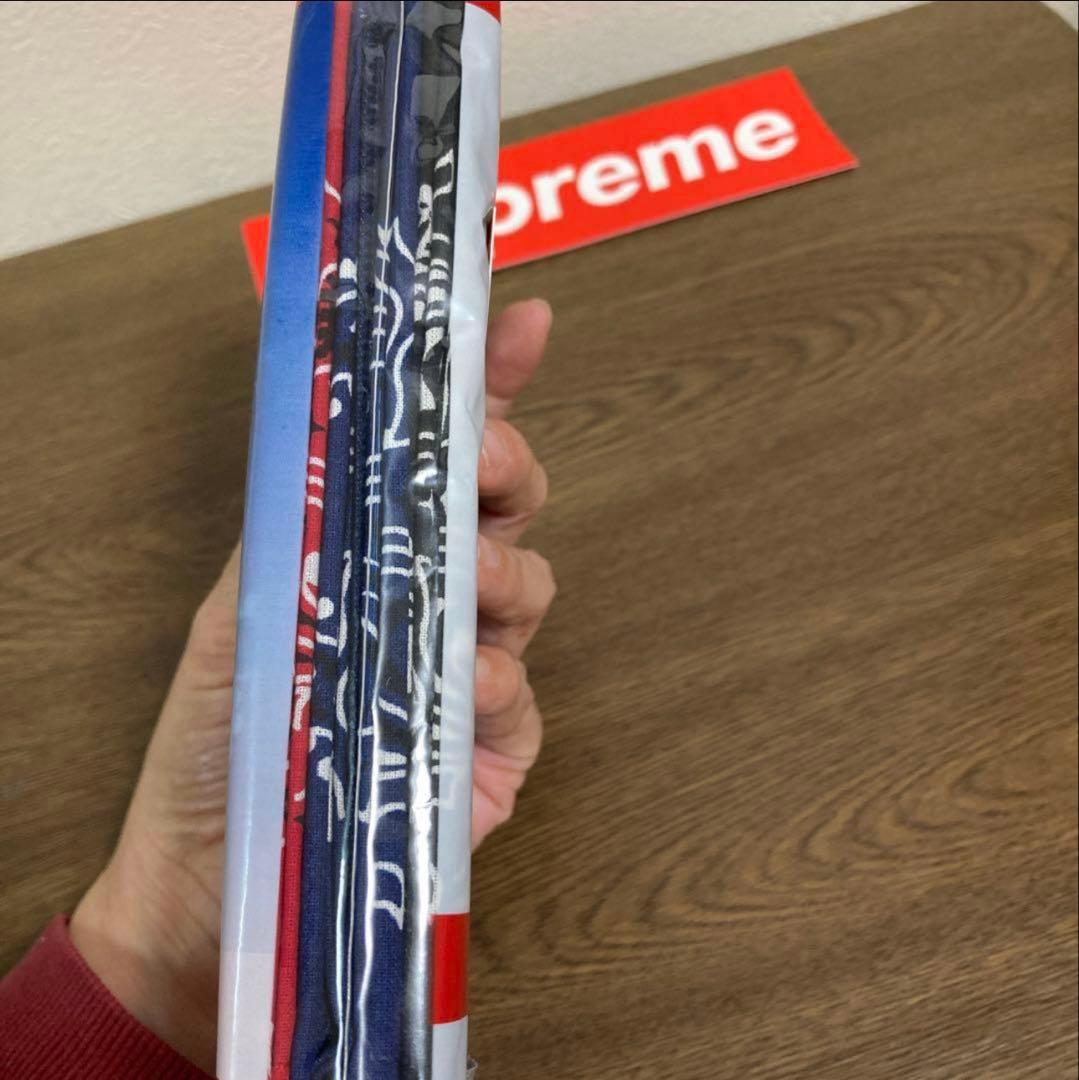 3色セット新品未使用　Supreme Hav-A-Hank Bandanas