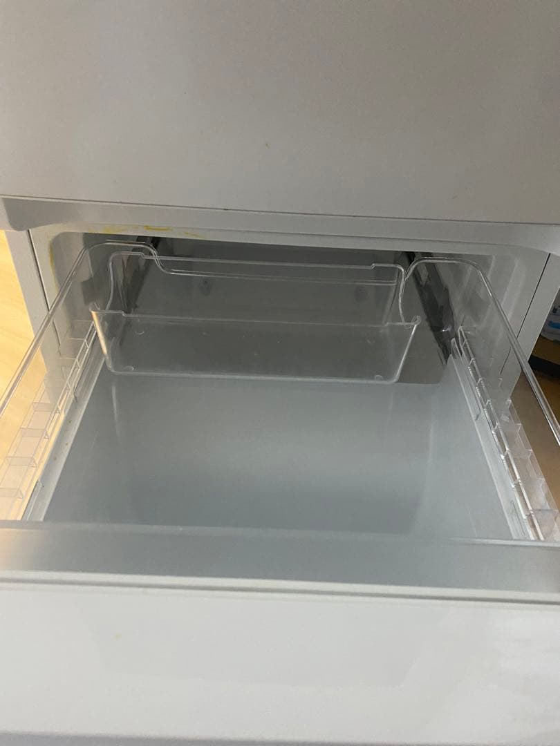 ☆引き取り希望☆冷蔵庫 2023年製 ホワイト YRZ-F15J-W