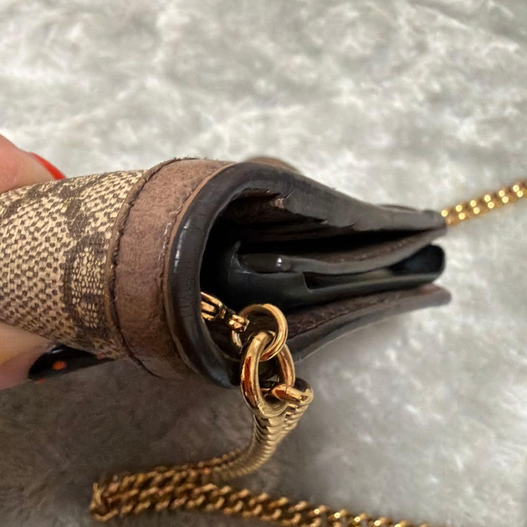 Gucci iPhone ケース SE 7.8 チェーンショルダー 手帳 グッチ