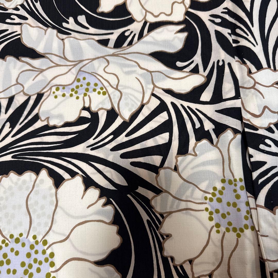 白い花柄 浴衣のみ