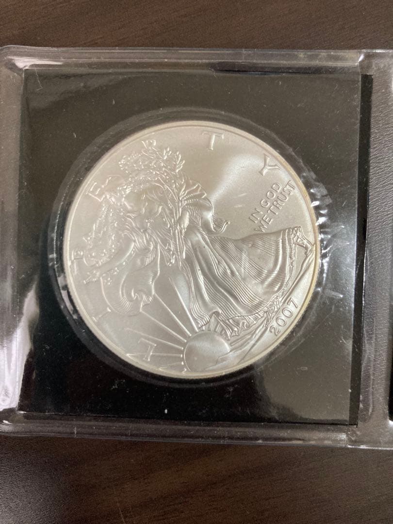 イーグル銀貨 2007年 10オンス アメリカ イーグル銀貨2枚(NGC-MS69) A