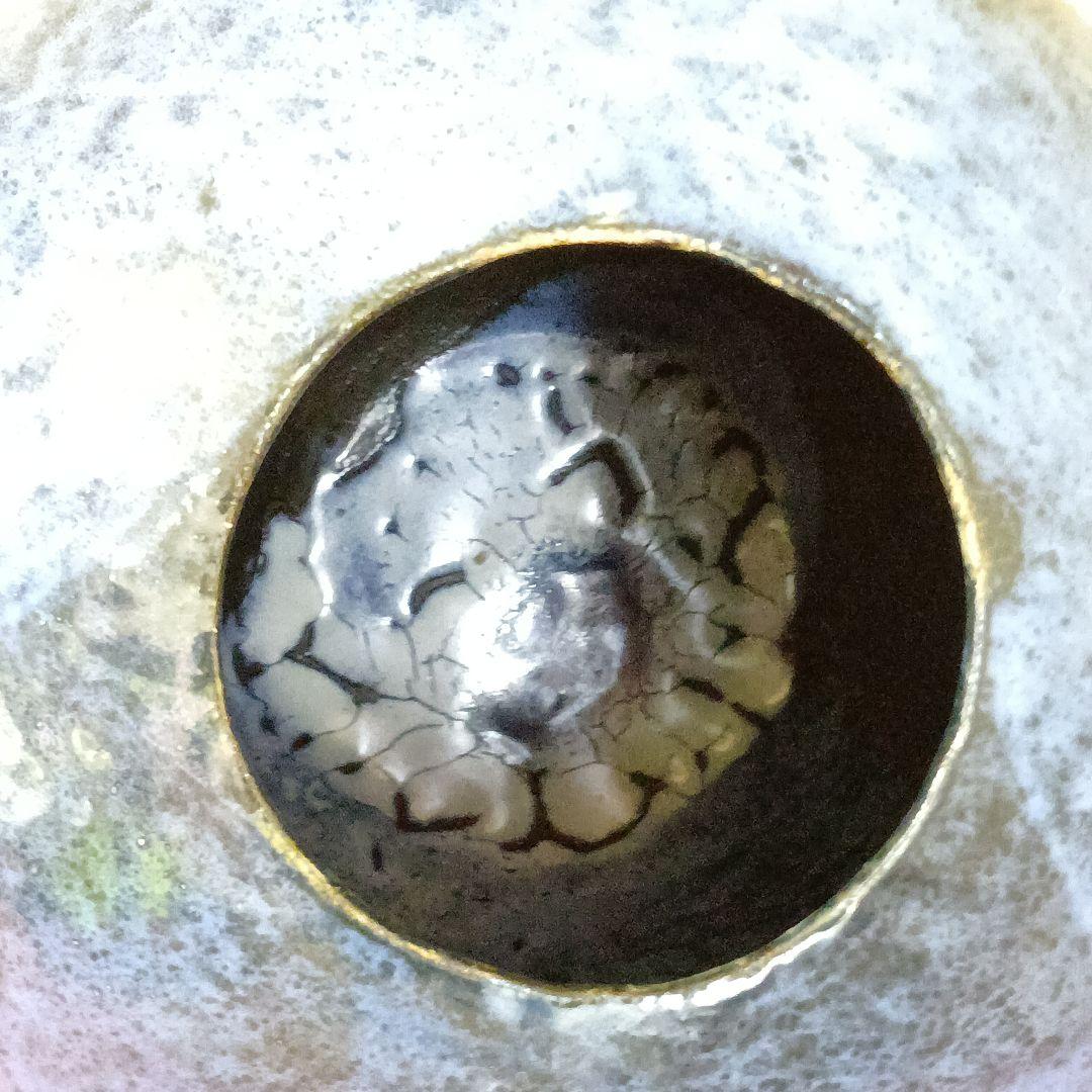 青色の陶器花瓶 釉薬