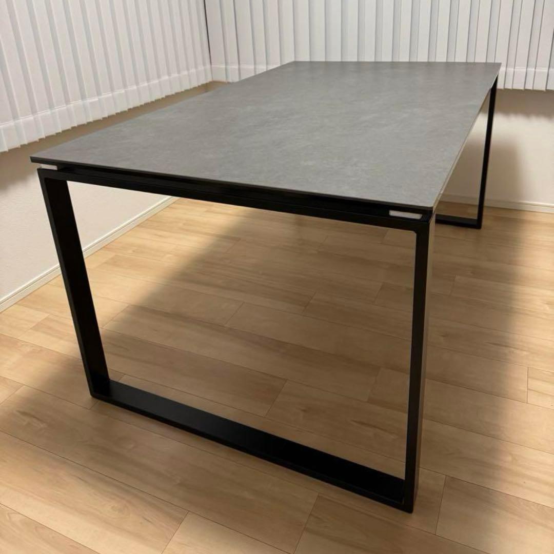 【ニトリ】セラミックテーブル【Mr.FISH】