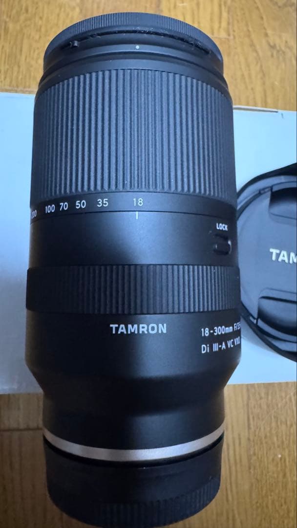 TAMRON 18-300mm F/3.5-6.3 Eマウントレンズ