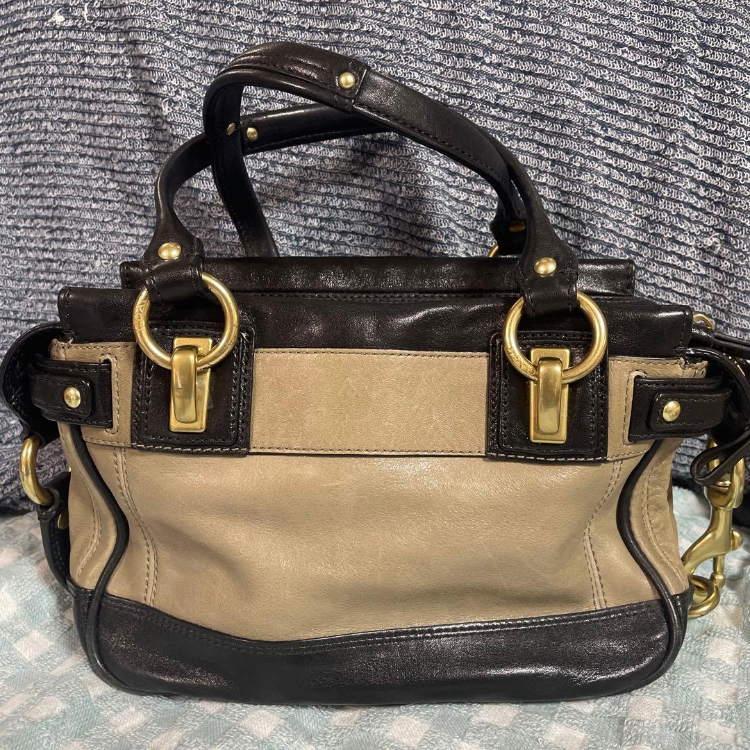 ク*ド様 COACH レザー ハンドバッグ ベージュ クマチャーム付き　ビンテー