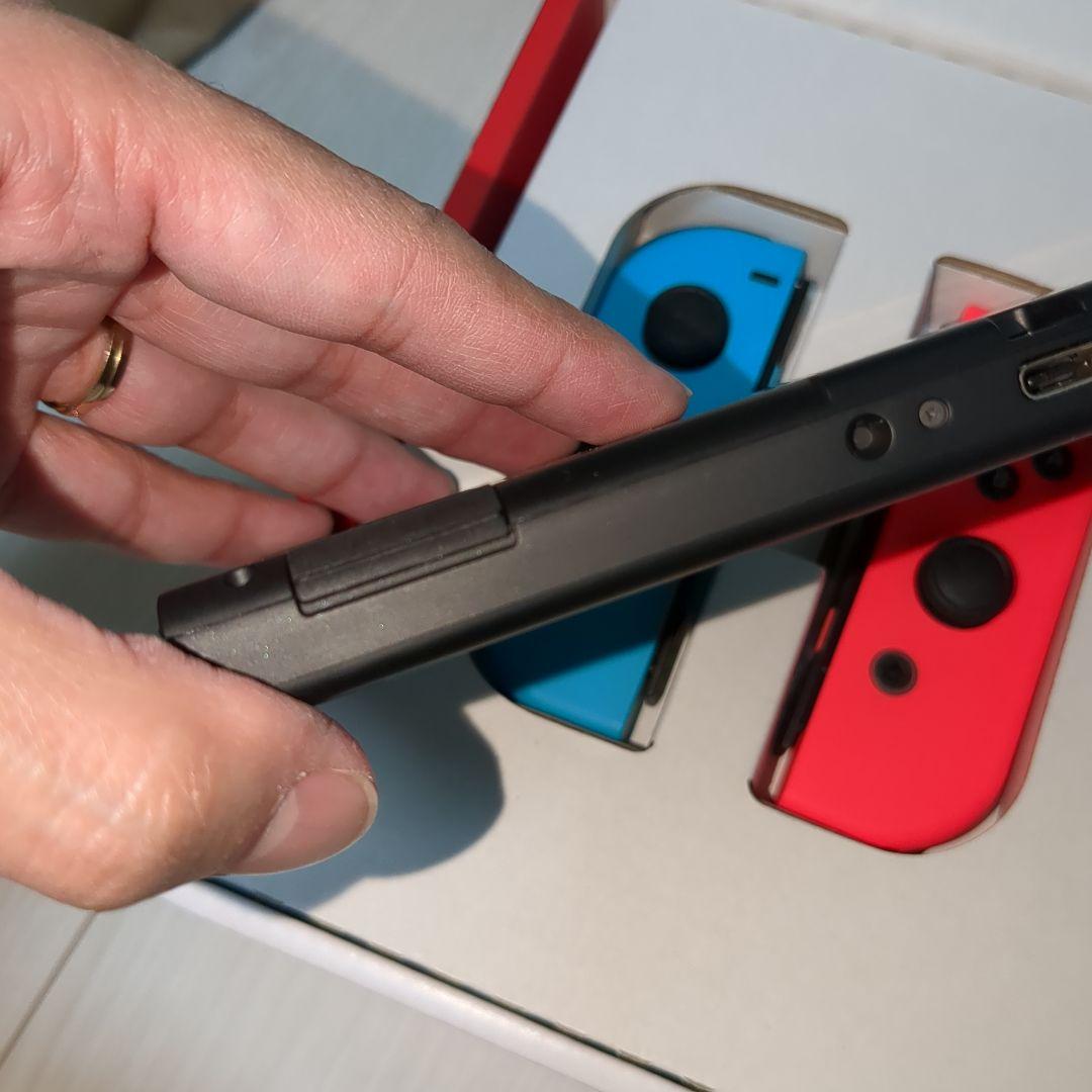 ほぼ未使用　Nintendo Switch 本体セット　バッテリー強化