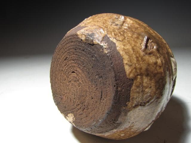 ○古萩茶入「遠山」裏千家六代 六閑斎花押 淡々斎追書 二