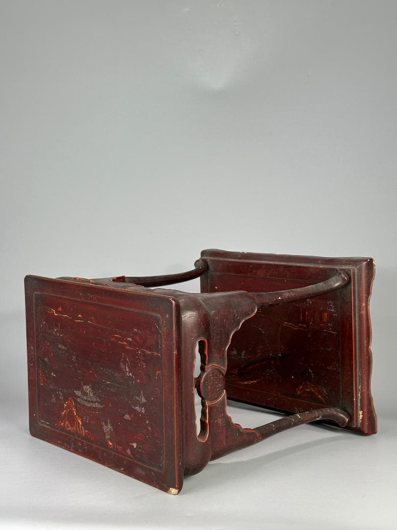 朝鮮古美術　李朝時代　李朝　漆塗卓　飾り台　香炉台　漆芸　時代卓　韓国美術