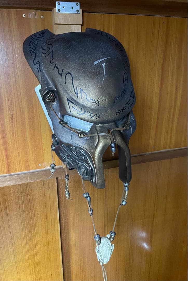 Sideshow エルダープレデター マスク1/1 プロップレプリカ