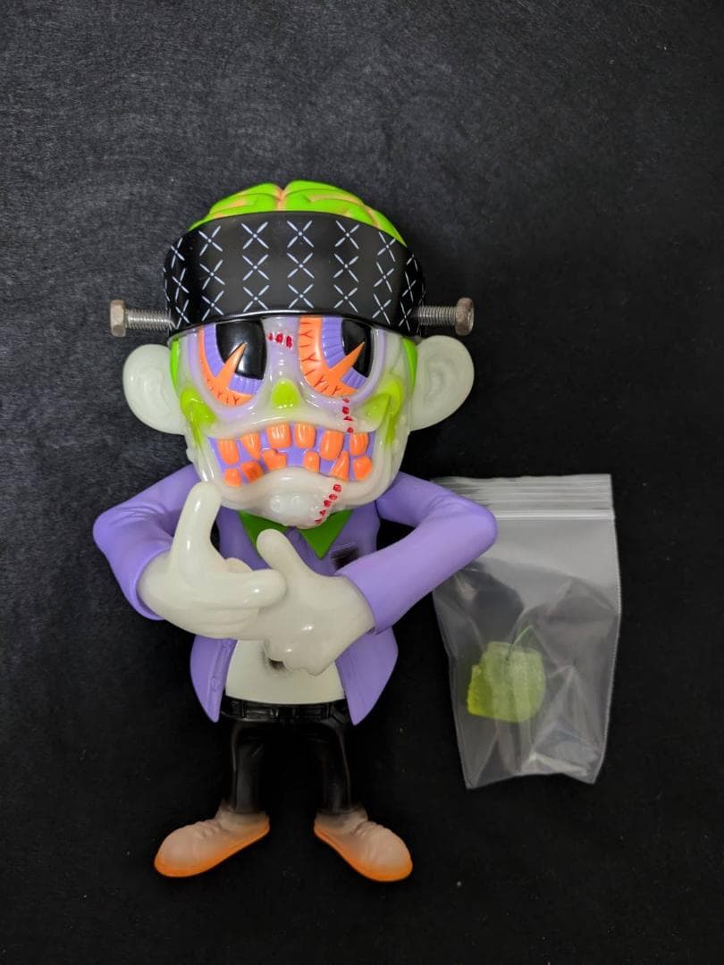 限定品 Franken SKUM-kun GID 限定品】Blackbook Toy Franken SKUM-kun GID
