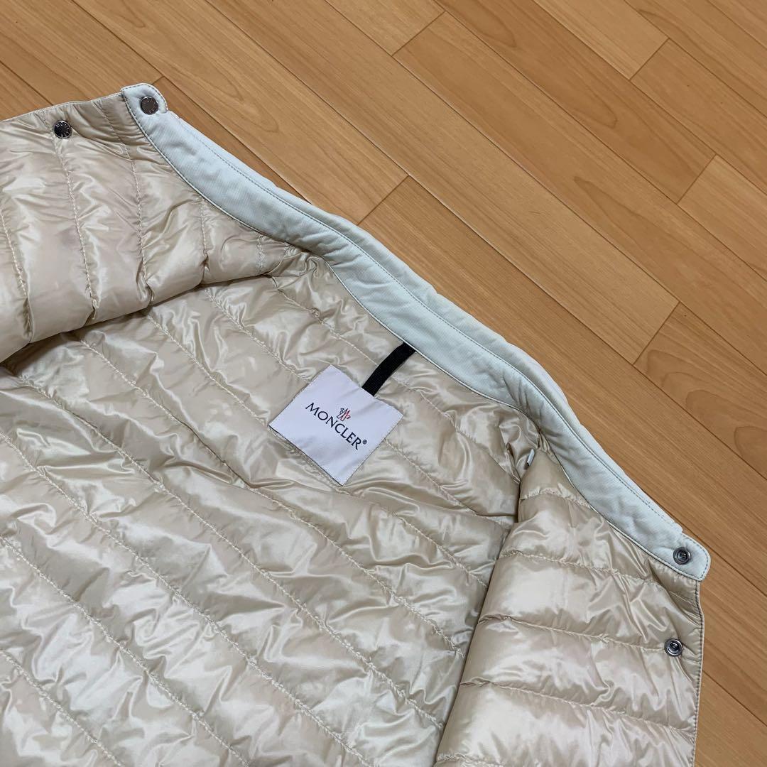 希少　モンクレール　DELLY ライトベージュ　牛革　ダウンジャケット5D121