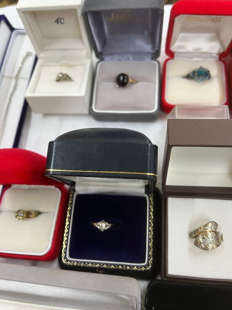 真珠　サンゴネックレス　イミテーションのアクセサリーまとめて　中古品