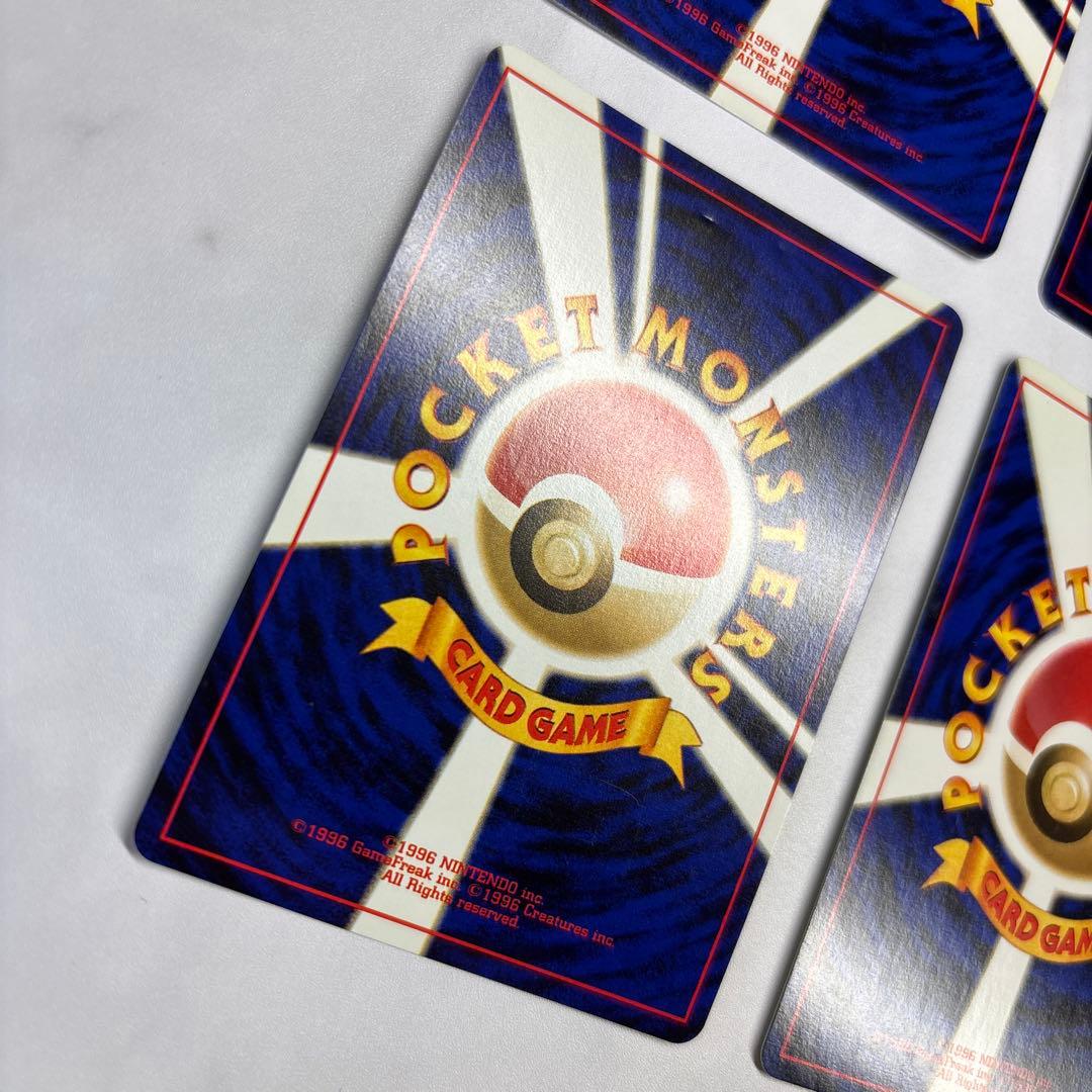 ポケモンカード　旧裏　ヘルガー・プテラ・ハピナス・ラプラス　4枚セット