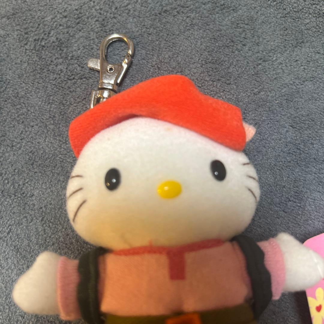 公*o様 【タグ付き】ハローキティ キーホルダー サンバイザーリュック付き サン