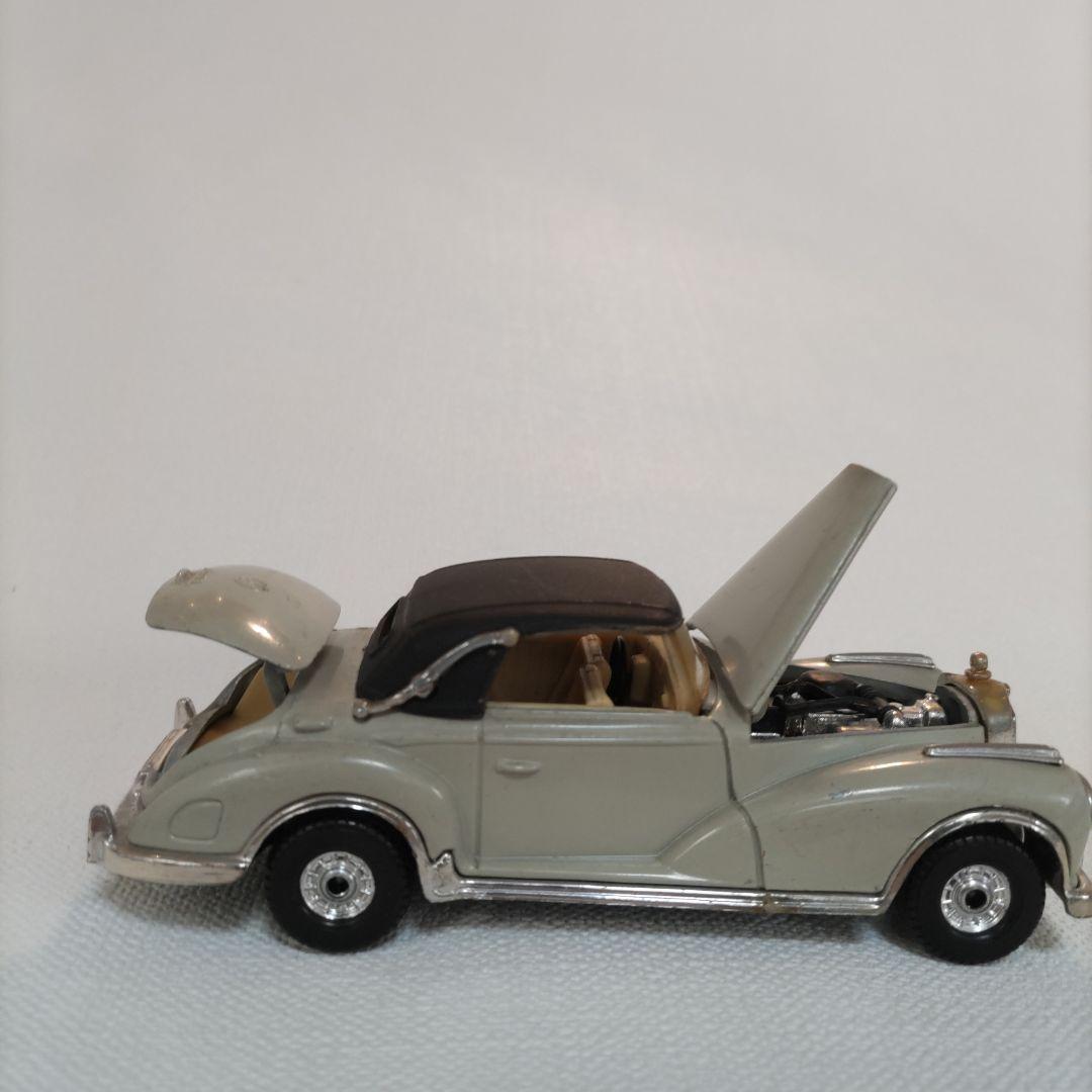 (送料込み)【1/36ダイキャストカー】Corgi メルセデス ベンツ 300S