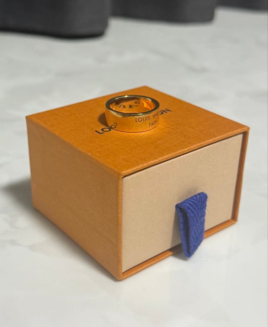 ✨美品✨ louis vuitton リング バーグ LV インスティンクト