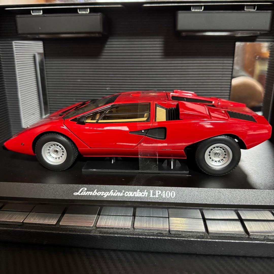 絶版未展示品 京商 1/18 ランボルギーニ カウンタック LP400 レッド