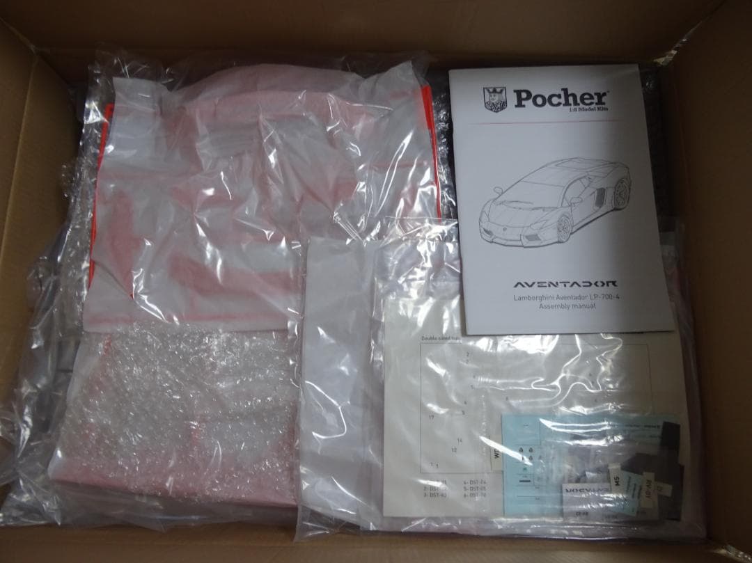 1/8 ポケール Pocher ランボルギーニ アヴェンタドール LP700-4