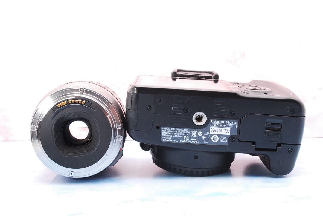 キャノン Kiss X2☆一眼レフカメラ☆バッグ付☆ショット数少☆入門