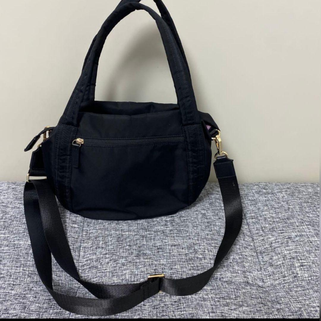 美品　トッカ　2way ショルダーバッグ　黒ナイロン