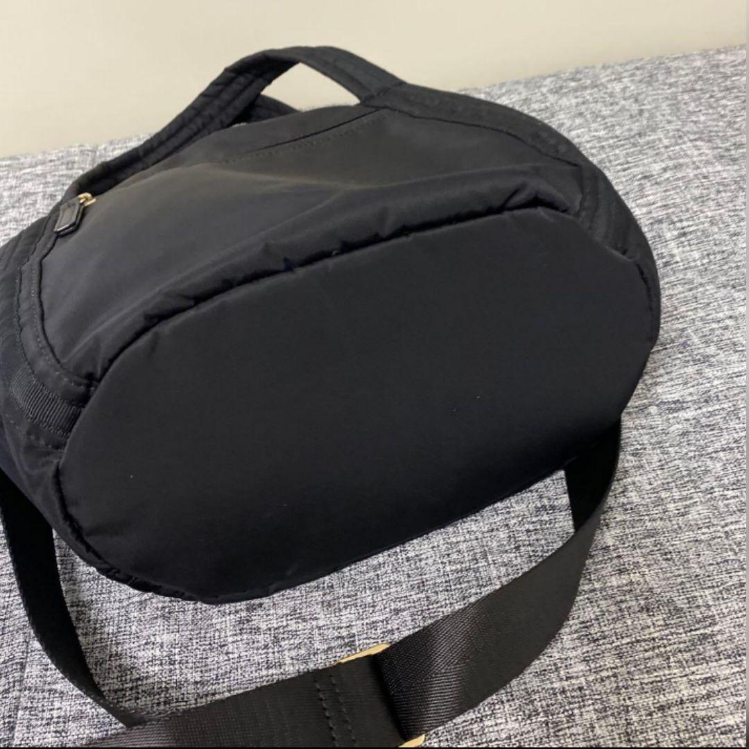 美品　トッカ　2way ショルダーバッグ　黒ナイロン