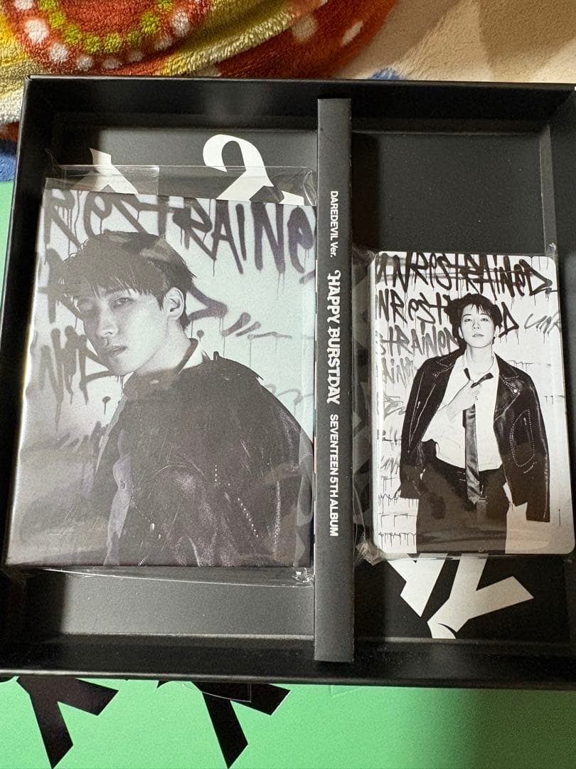 SEVENTEEN HAPPYBURSTDAY封入