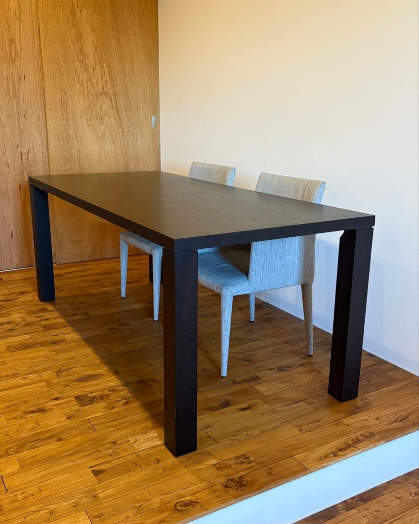 【輸入品・モデルルーム展示品】ダークブラウン 180cmダイニングテーブル 6人