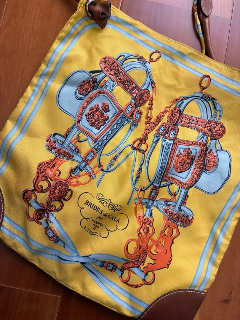 エルメス シルキーシティ PM トートバッグ　イエローシルク　HERMES