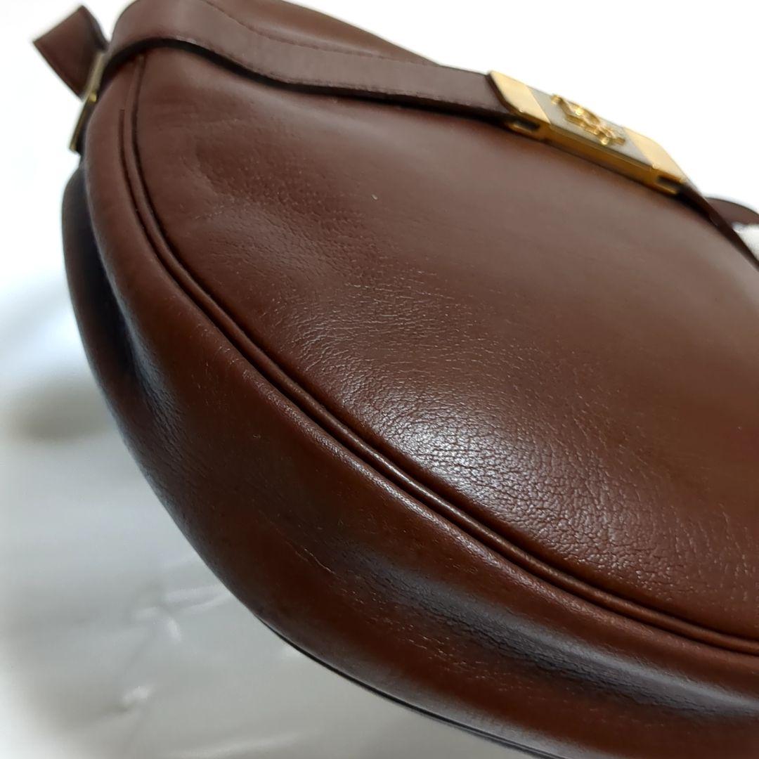 ✨クリスチャンディオール✨ショルダーバッグ ロゴ金具 レザー ブラウン