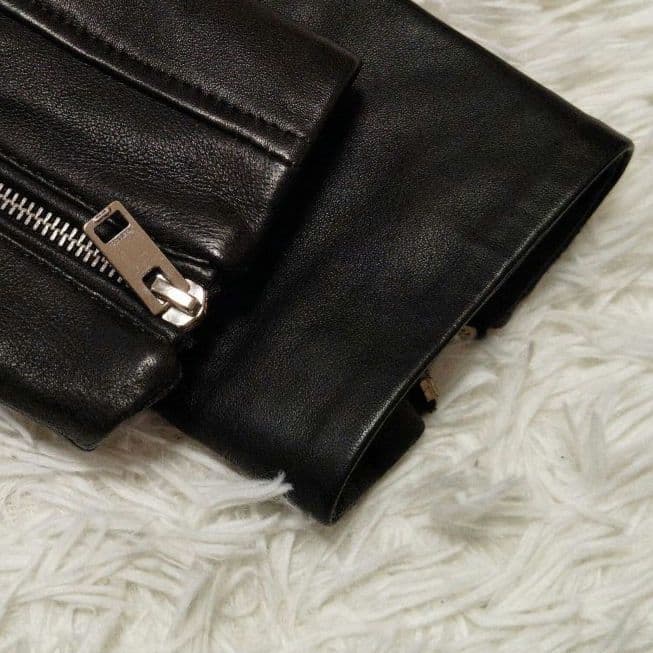 まさや様専用】ディーゼル☆現行 ラムレザー QRコード 羊革 - メルカリ