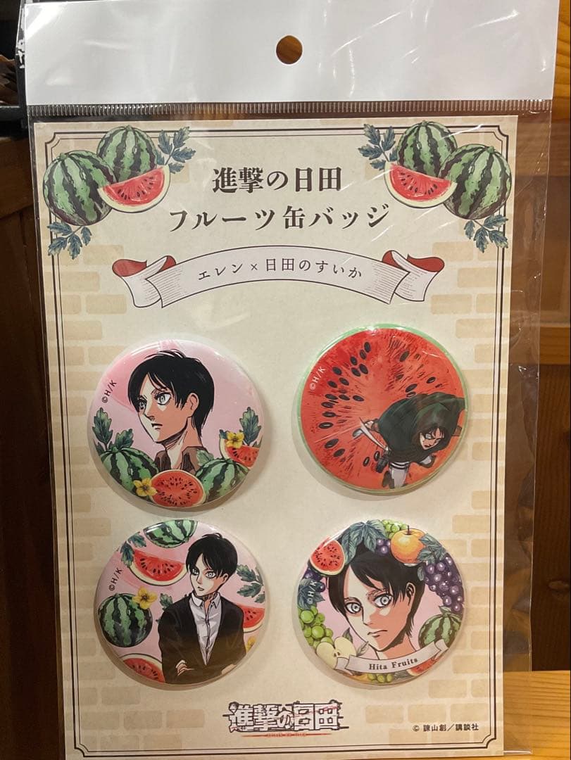 進撃の巨人 フルーツ缶バッジセットまとめ売り