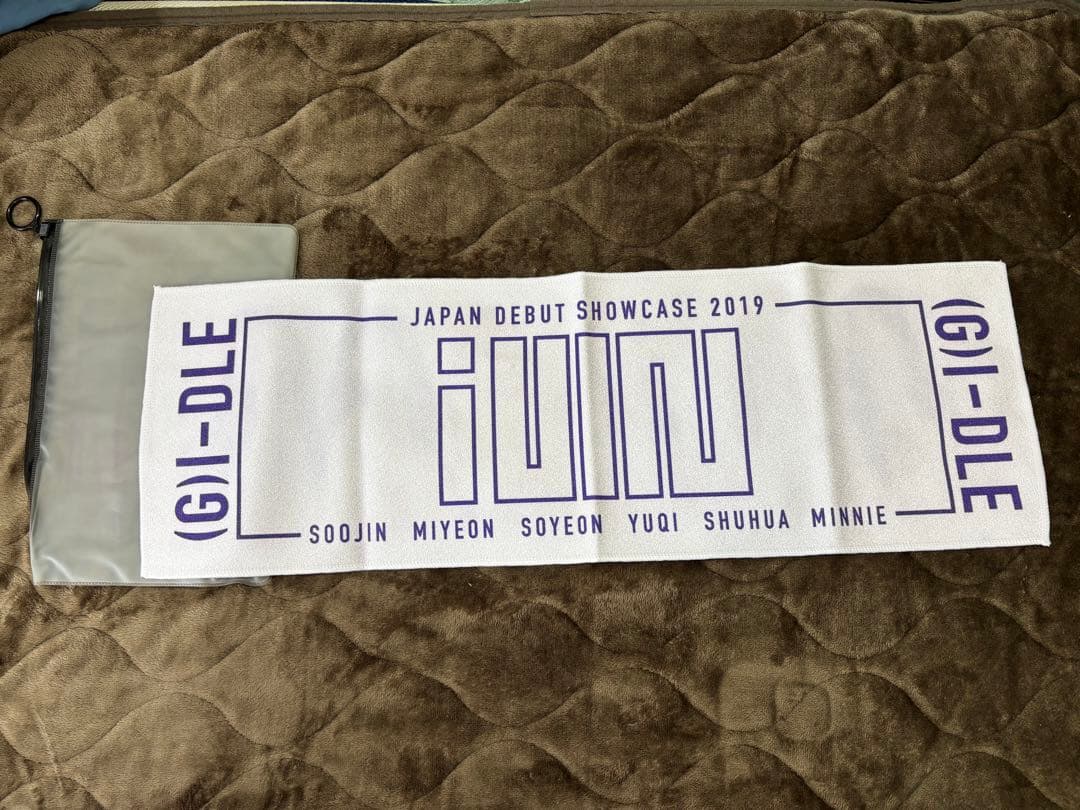 (G)I-DLE デビューショーケース　スローガンタオル　ペンライト　セット
