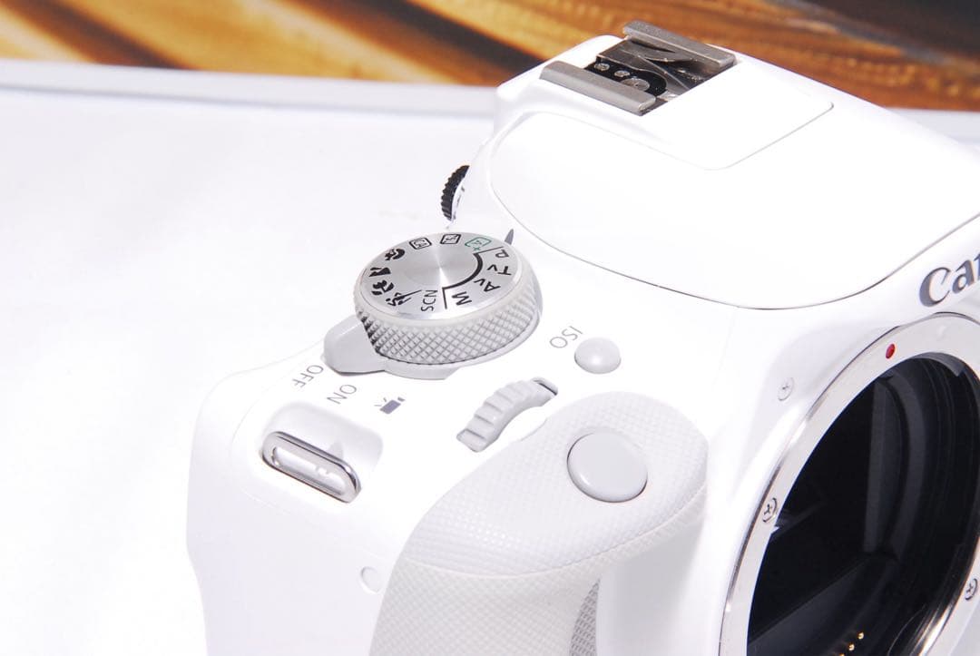 ショット数700回】Canon EOS kiss X7 ホワイト スマホ転送