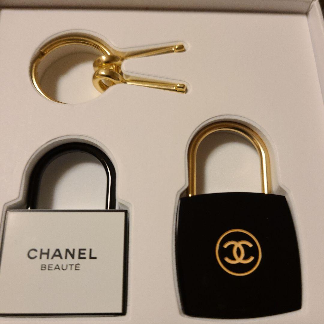 CHANEL BEAUTE 南京錠セット ノベルティー CHANEL BEAUTE シャネルノベルティ 南京錠 - メルカリ
