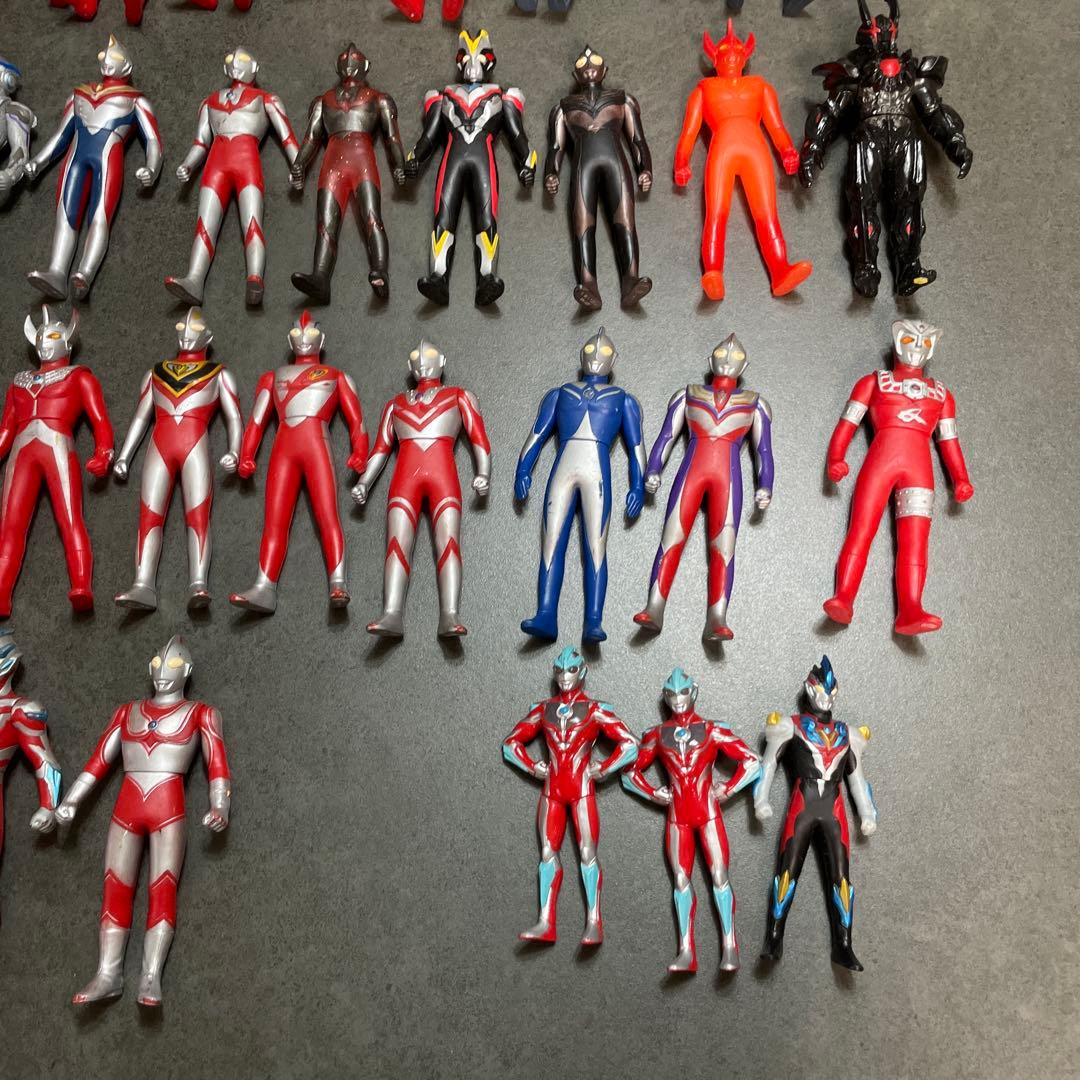 ウルトラマン　フィギュア 怪獣　47体セット　ソフビ