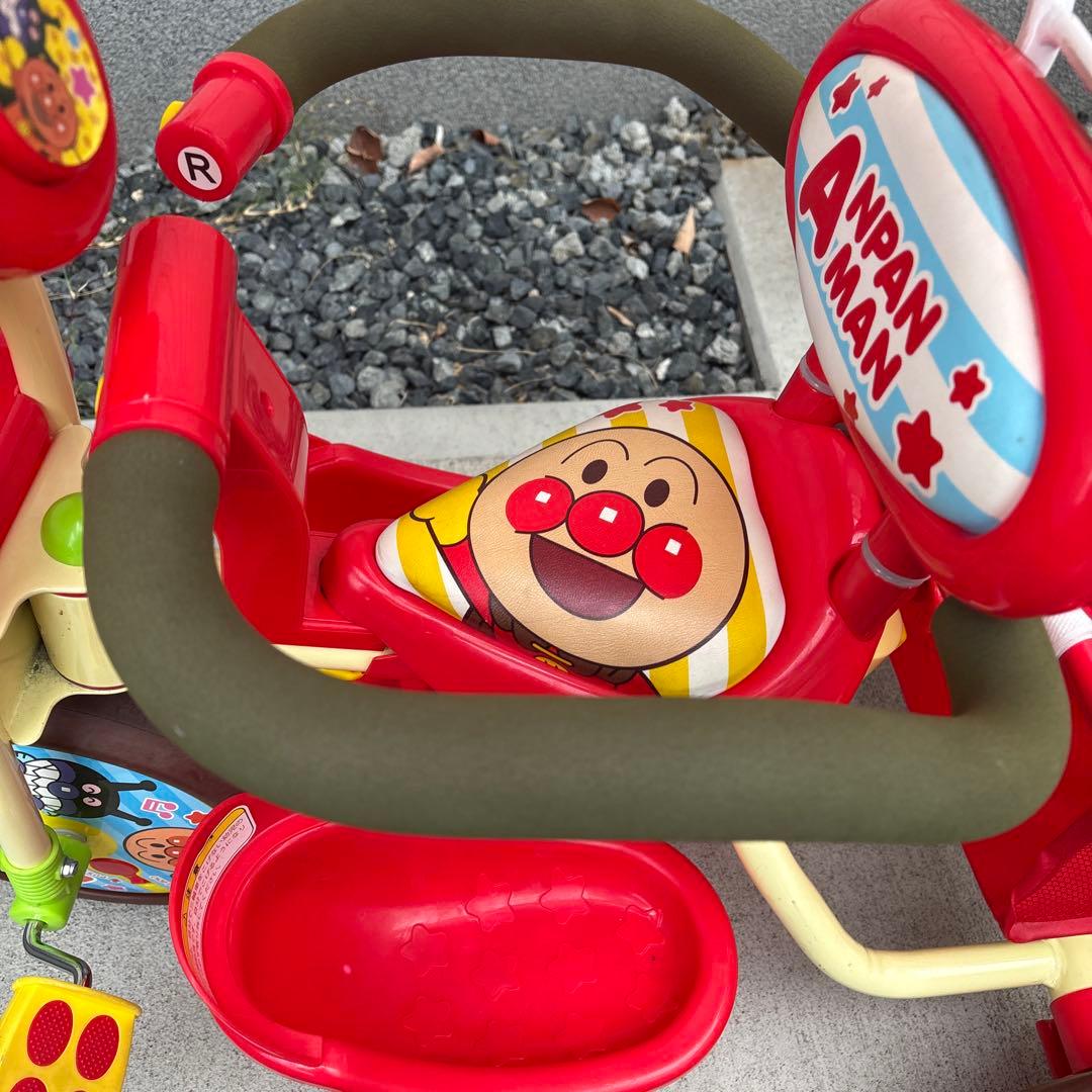 【美品】アンパンマン 三輪車 アンパンマンデラックス2おまけ自転車