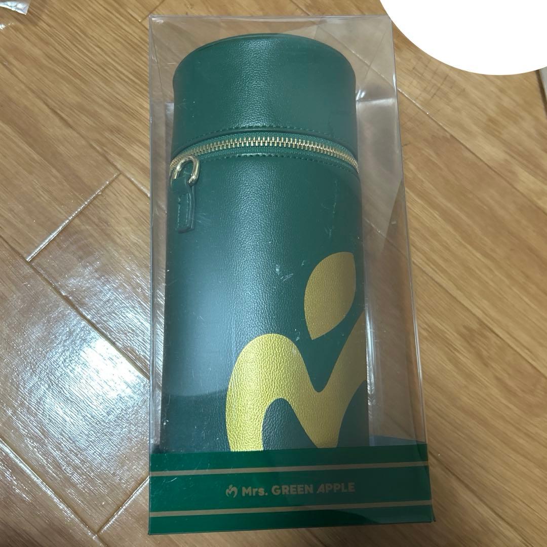 新品未使用品 ミセス ペンライトケース バッグ MGA Light Stick Bag / Black – Mrs. GREEN APPLE OFFICIAL STORE