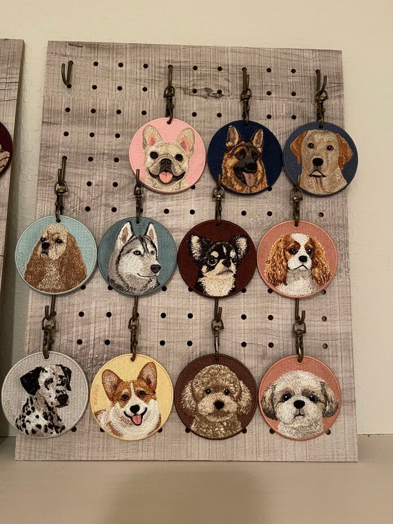 犬のキ－ホルダー 刺繍