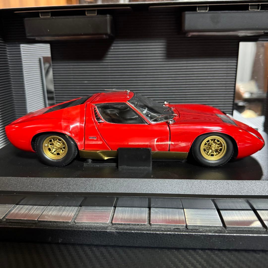 絶版未展示品 京商 1/18 ランボルギーニ ミウラ P400SV レッド