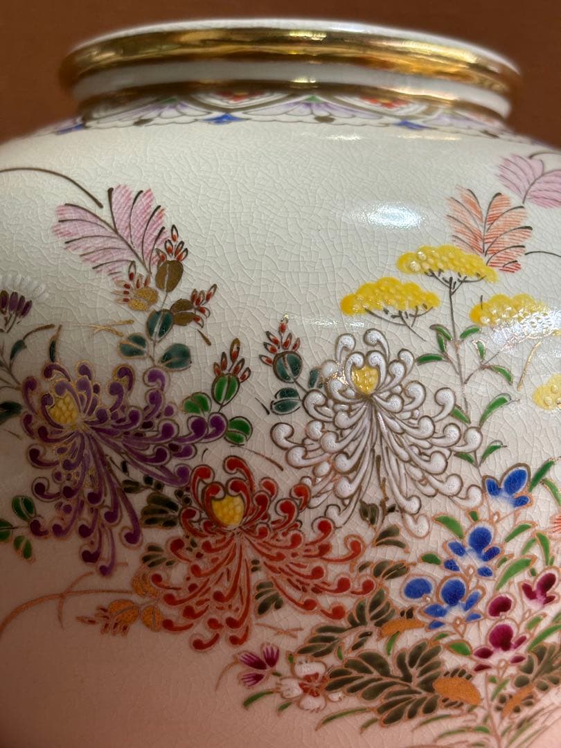 人間国宝十四代沈寿官作秋草花蝶文花瓶 未使用 薩摩焼 - メルカリ