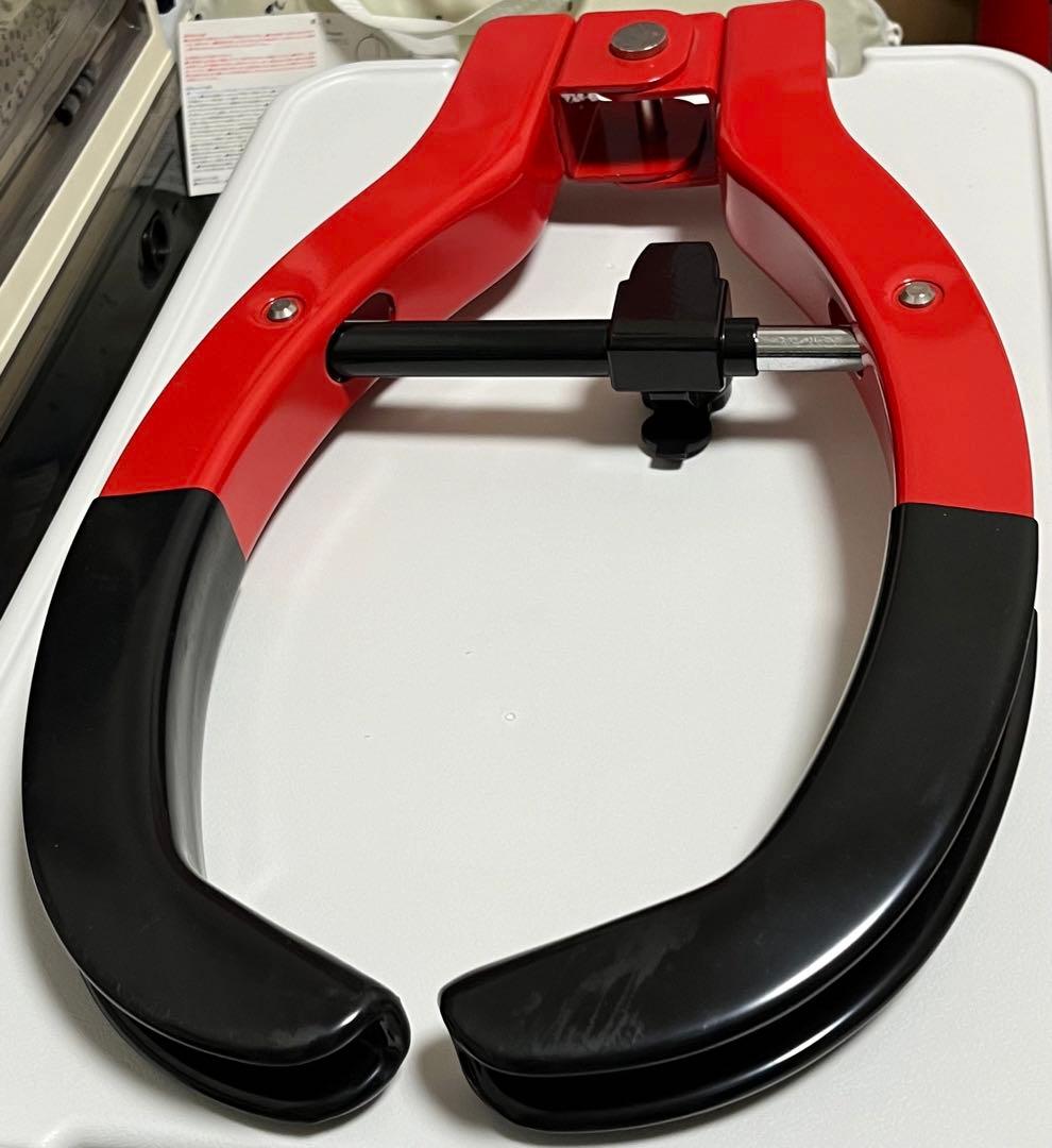 HORNET タイヤ・ホイールロック 赤　HORNETタイヤロックLT-51R