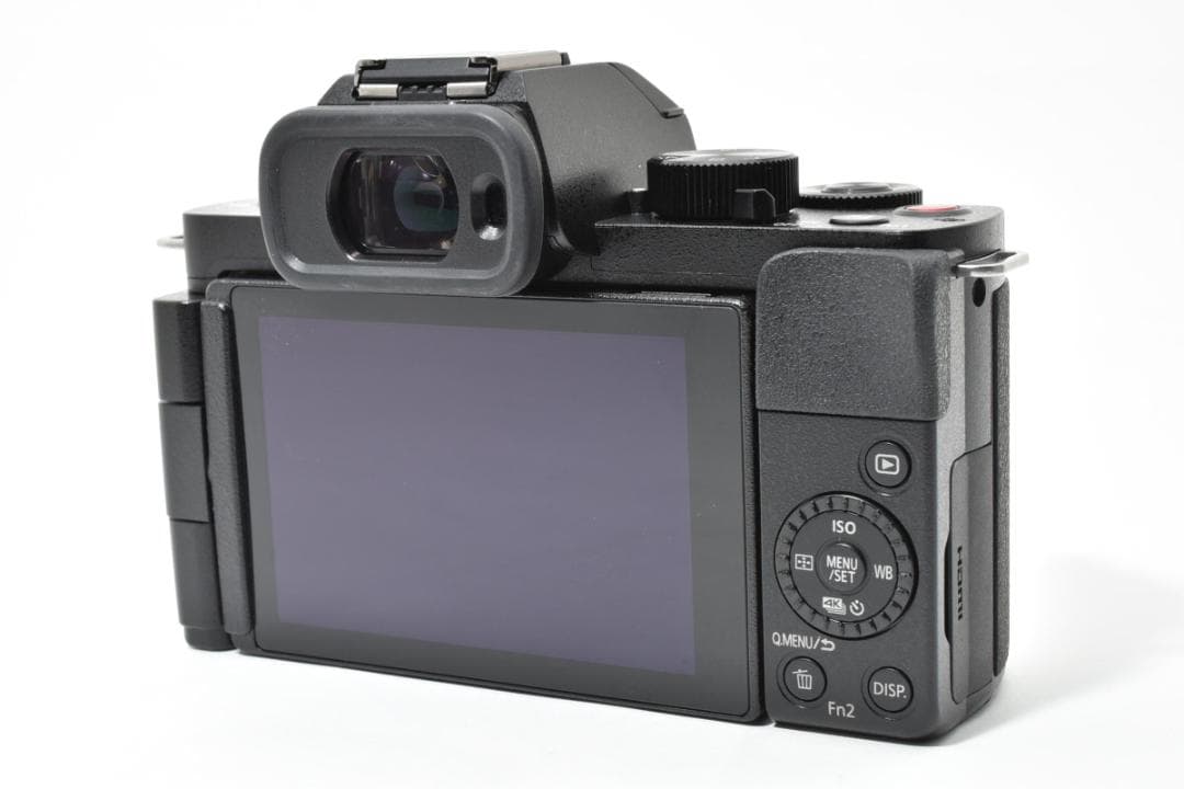新品級□ショット数1290回□パナソニック LUMIX DC-G100 ボディ