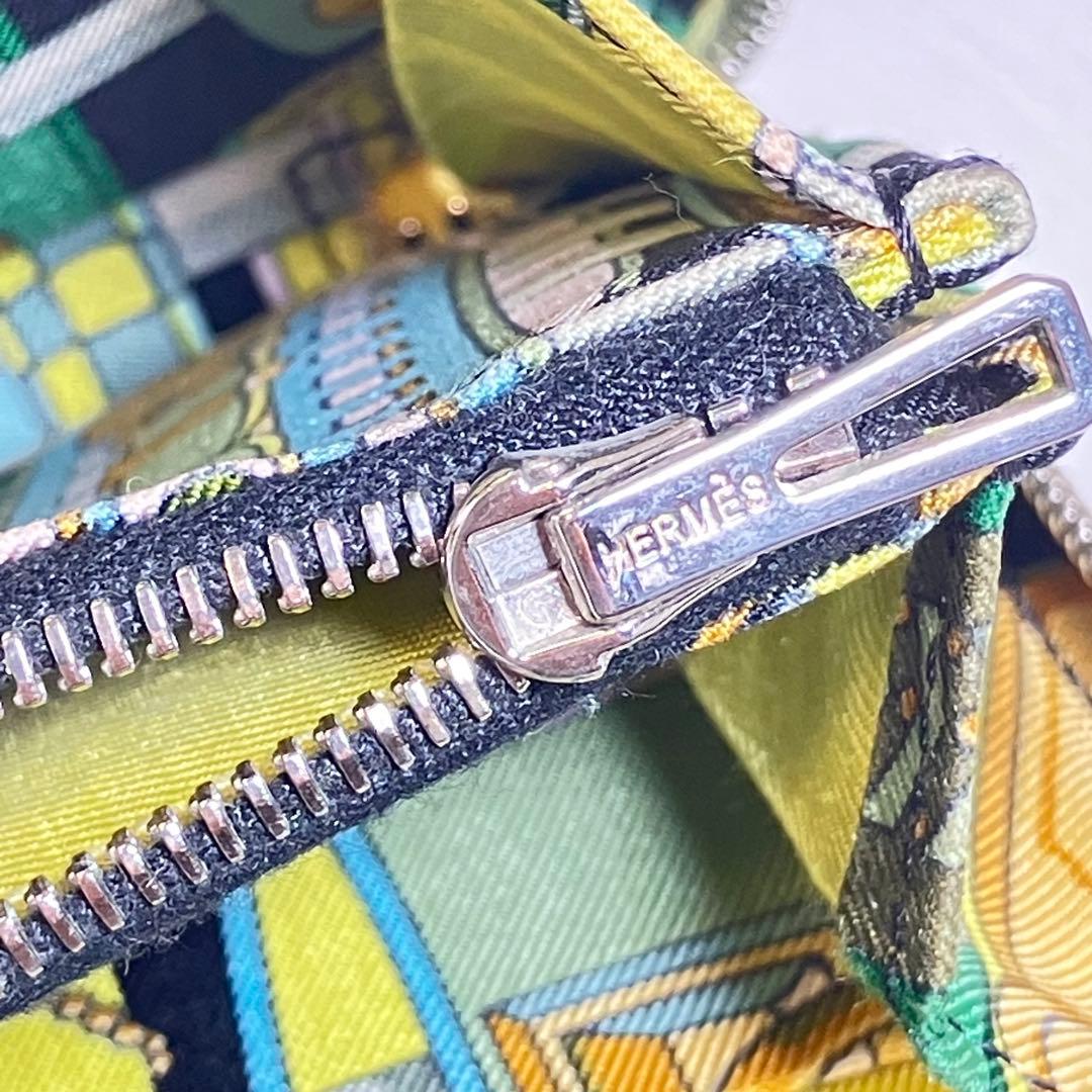 HERMES エルメス アザップ シルクイン コンパクト C刻印