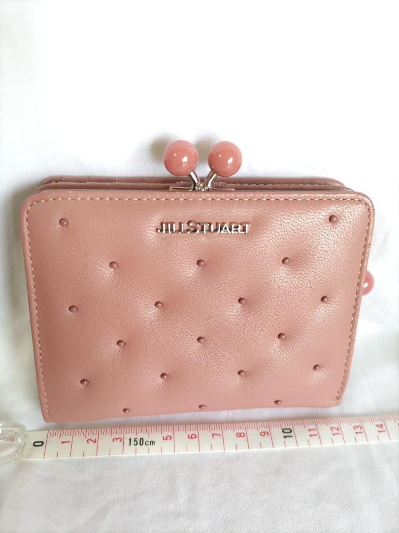 ジルスチュアート折りたたみ財布